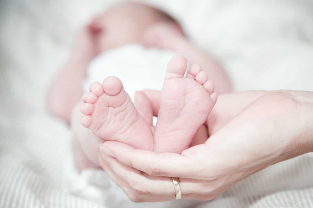 how to care the newborn baby